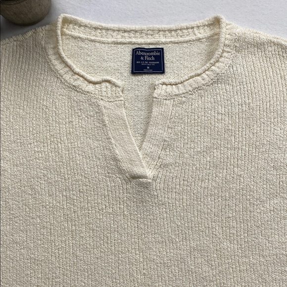 Abercrombie & Fitch Open Collar Roll Hem Long Sleeve Pullover Sweater - Picture 6 of 16